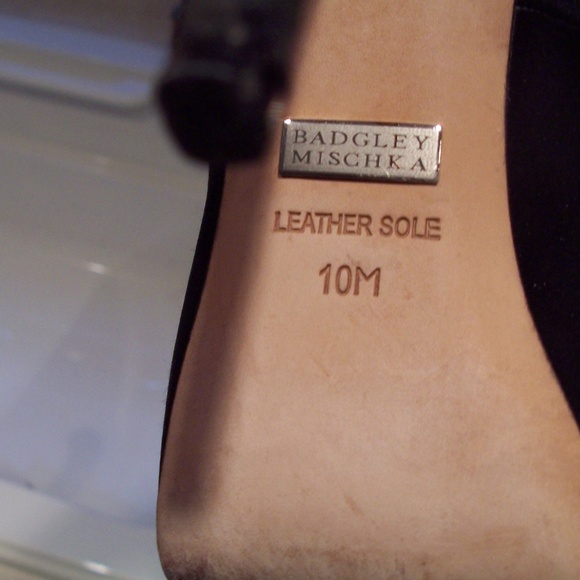 Badgley Mischka Black Satin Open Toe Pumps - Picture 6 of 7